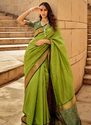 Handloom Silk Saree Manufacturers in Surat