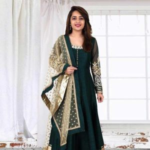 Ladies Suits Manufacturers in Ranchi