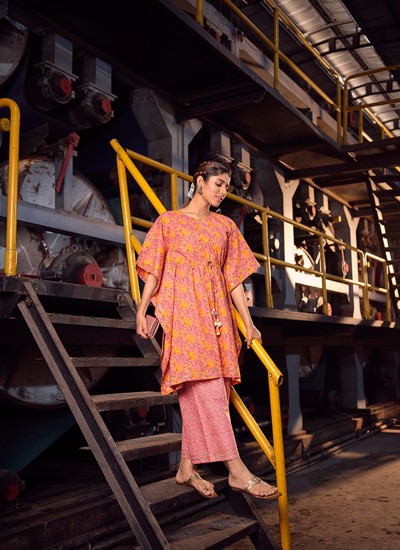 2025 Latest Cotton Kurtis – Blending Classic Charm with Modern Flair Manufacturers, Suppliers in Surat