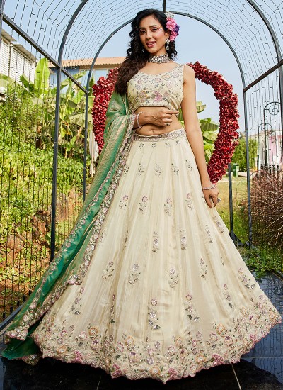Elegant Embroidered Lehenga Exporter Manufacturers, Suppliers in Surat