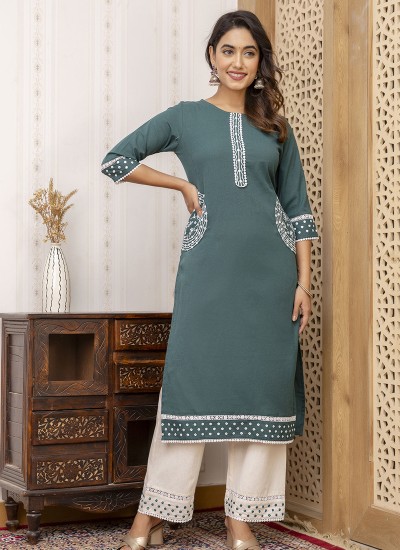 Elegant Latest Cotton Kurtis – Modern Looks with Traditional Charm Manufacturers, Suppliers in Surat