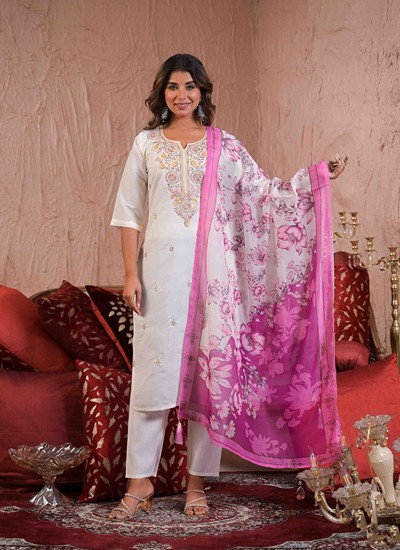 Ethnic & Elegant Linen Kurti Designs Manufacturers, Suppliers in Surat