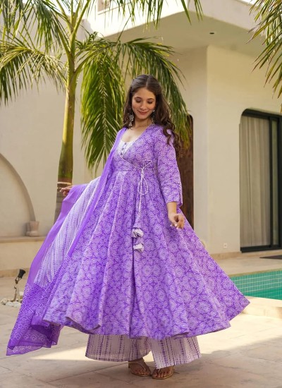 Explore the Latest Dress Materials – Fabrics That Redefine Fashion Manufacturers, Suppliers in Surat