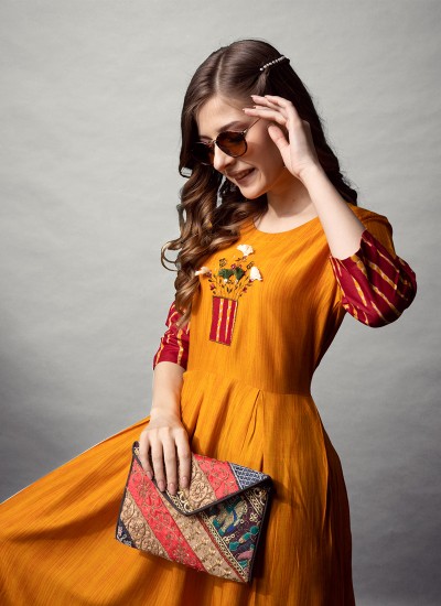 Export Quality Long Kurtas – Bulk Orders Manufacturers, Suppliers, Exporters in Surat