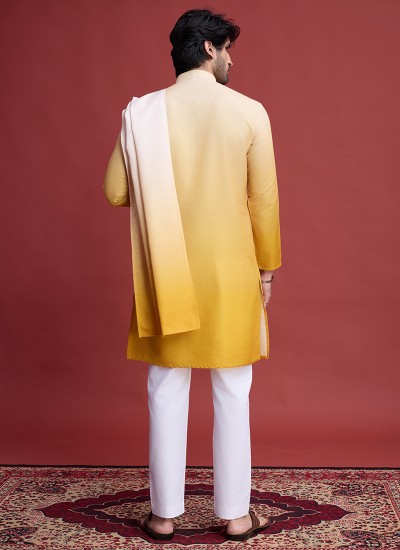 Top-Quality Surat Kurtas for Men – Exclusive Wholesale Pricing Manufacturers, Suppliers in Surat