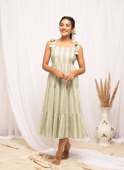 Trendy Chanderi Cotton Kurtis for Resale Manufacturers, Suppliers in Surat