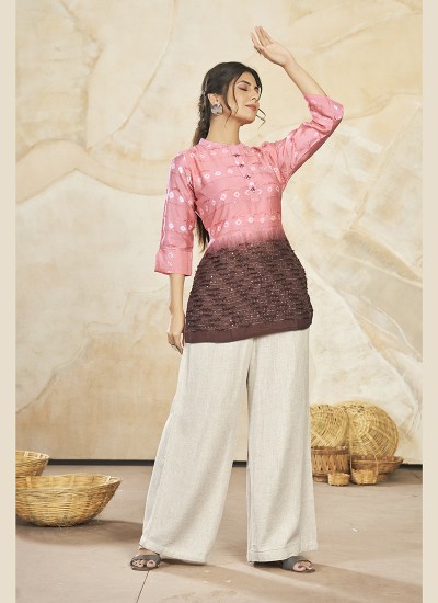Trendy Short Kurtis with Pants – Bulk Combos Manufacturers, Suppliers in Surat